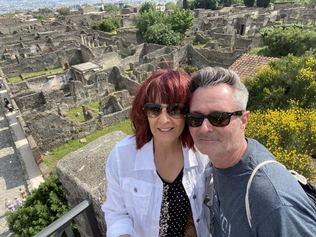 20 minutes, 2 kms away and 4 flights of stairs in Pompeii